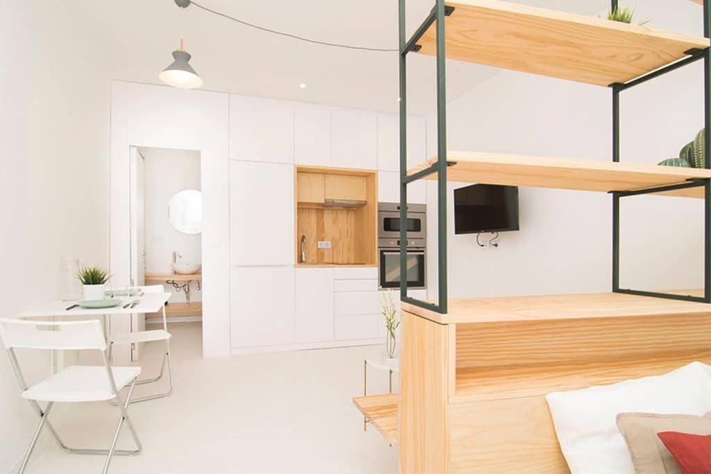 Loft de Diseño en Pleno Centro de Madrid, Calle Torrecilla del Leal, by Batuecas Exterior foto